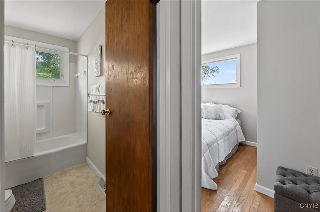 8500 Pools Brook Road, Manlius, New York 13082, Manlius, New York 13082, 3 Bedrooms Bedrooms, 8 Rooms Rooms,2 BathroomsBathrooms,Residential,Closed,8500 Pools Brook Road, Manlius, New York 13082,0,S1620894