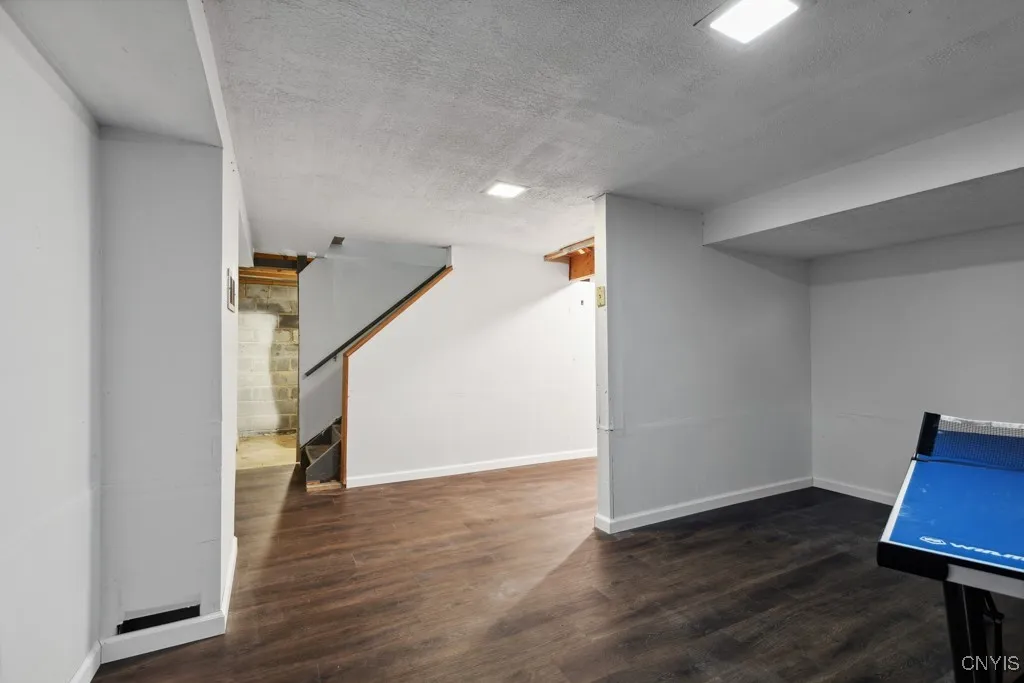 8447 Rollercoaster Drive, Cicero, New York 13039, Cicero, New York 13039, 4 Bedrooms Bedrooms, 12 Rooms Rooms,2 BathroomsBathrooms,Residential,For Sale,8447 Rollercoaster Drive, Cicero, New York 13039,S1621777