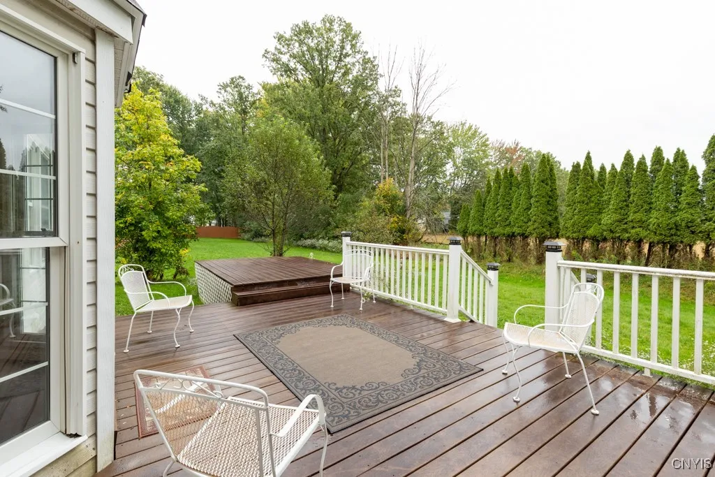 8447 Rollercoaster Drive, Cicero, New York 13039, Cicero, New York 13039, 4 Bedrooms Bedrooms, 12 Rooms Rooms,2 BathroomsBathrooms,Residential,For Sale,8447 Rollercoaster Drive, Cicero, New York 13039,S1621777