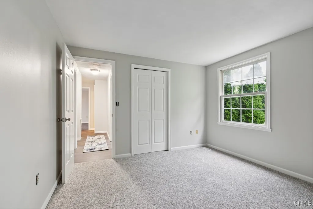 8447 Rollercoaster Drive, Cicero, New York 13039, Cicero, New York 13039, 4 Bedrooms Bedrooms, 12 Rooms Rooms,2 BathroomsBathrooms,Residential,For Sale,8447 Rollercoaster Drive, Cicero, New York 13039,S1621777