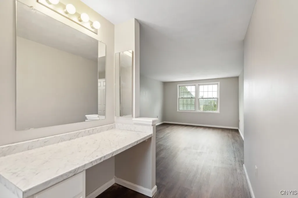 8447 Rollercoaster Drive, Cicero, New York 13039, Cicero, New York 13039, 4 Bedrooms Bedrooms, 12 Rooms Rooms,2 BathroomsBathrooms,Residential,For Sale,8447 Rollercoaster Drive, Cicero, New York 13039,S1621777