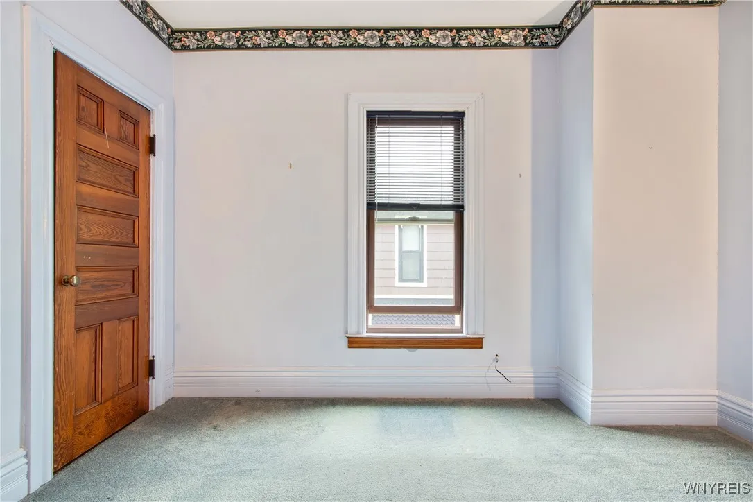 499 Breckenridge Street, Buffalo, New York 14213, Buffalo, New York 14213, 5 Bedrooms Bedrooms, 10 Rooms Rooms,2 BathroomsBathrooms,Residential,For Sale,499 Breckenridge Street, Buffalo, New York 14213,B1621768