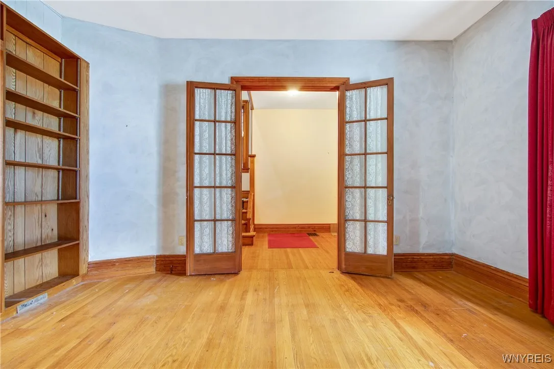 499 Breckenridge Street, Buffalo, New York 14213, Buffalo, New York 14213, 5 Bedrooms Bedrooms, 10 Rooms Rooms,2 BathroomsBathrooms,Residential,For Sale,499 Breckenridge Street, Buffalo, New York 14213,B1621768