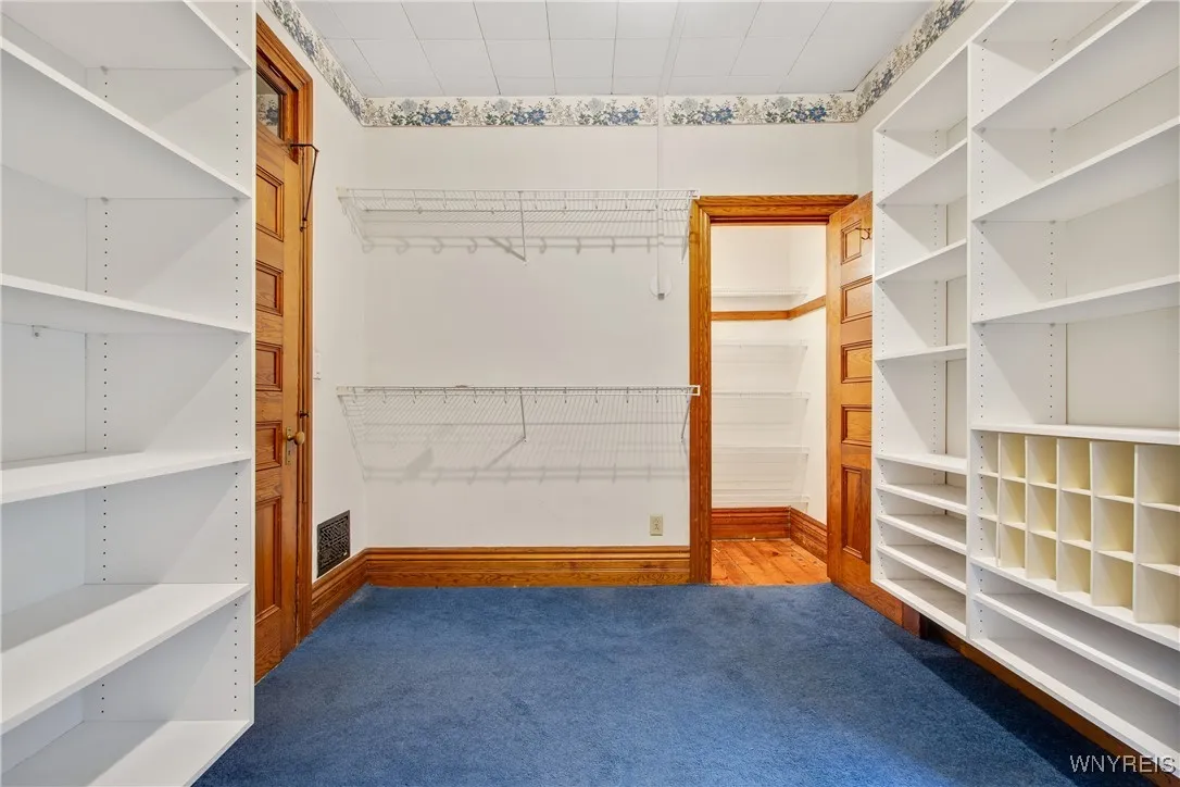 499 Breckenridge Street, Buffalo, New York 14213, Buffalo, New York 14213, 5 Bedrooms Bedrooms, 10 Rooms Rooms,2 BathroomsBathrooms,Residential,For Sale,499 Breckenridge Street, Buffalo, New York 14213,B1621768