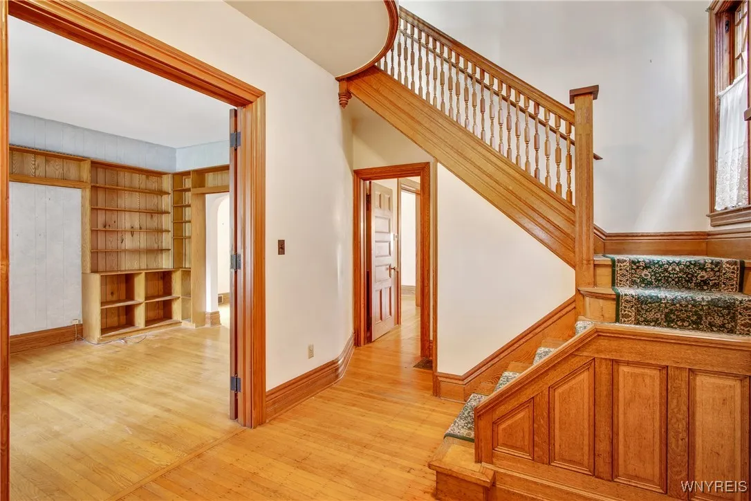 499 Breckenridge Street, Buffalo, New York 14213, Buffalo, New York 14213, 5 Bedrooms Bedrooms, 10 Rooms Rooms,2 BathroomsBathrooms,Residential,For Sale,499 Breckenridge Street, Buffalo, New York 14213,B1621768