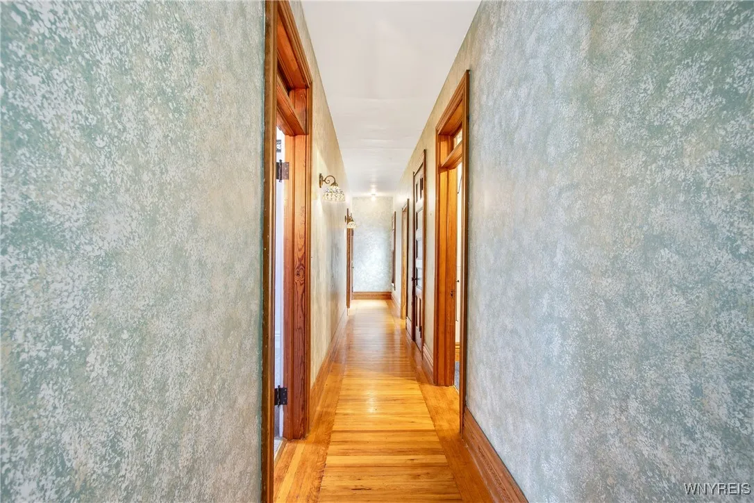 499 Breckenridge Street, Buffalo, New York 14213, Buffalo, New York 14213, 5 Bedrooms Bedrooms, 10 Rooms Rooms,2 BathroomsBathrooms,Residential,For Sale,499 Breckenridge Street, Buffalo, New York 14213,B1621768