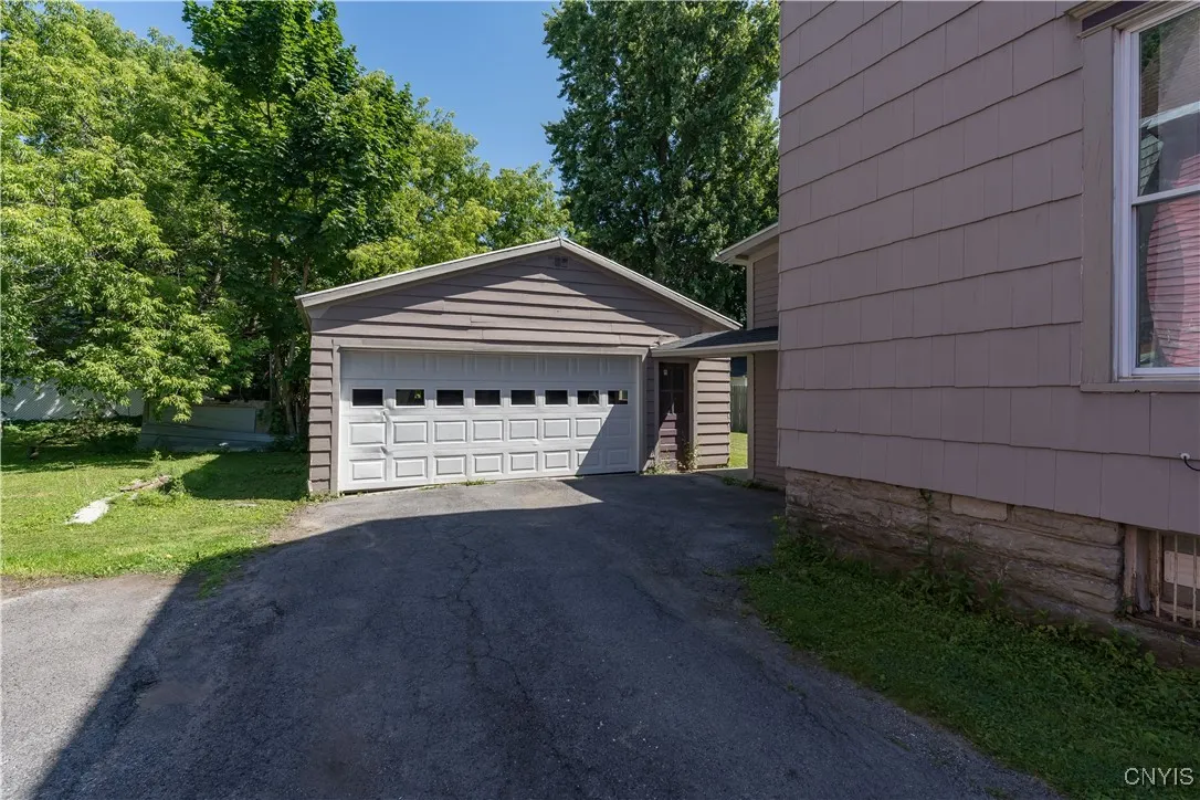 121 Haley Street, Watertown City, New York 13601, Watertown City, New York 13601, 4 Bedrooms Bedrooms, 10 Rooms Rooms,2 BathroomsBathrooms,Residential,For Sale,121 Haley Street, Watertown City, New York 13601,S1617810