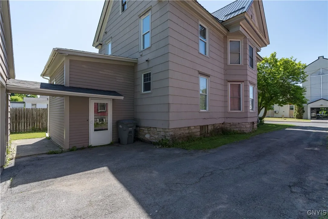 121 Haley Street, Watertown City, New York 13601, Watertown City, New York 13601, 4 Bedrooms Bedrooms, 10 Rooms Rooms,2 BathroomsBathrooms,Residential,For Sale,121 Haley Street, Watertown City, New York 13601,S1617810