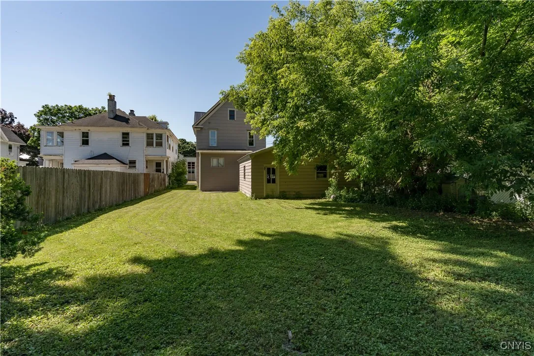 121 Haley Street, Watertown City, New York 13601, Watertown City, New York 13601, 4 Bedrooms Bedrooms, 10 Rooms Rooms,2 BathroomsBathrooms,Residential,For Sale,121 Haley Street, Watertown City, New York 13601,S1617810