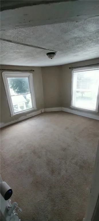 1018 Hall Street, Elmira City, New York 14901, Elmira City, New York 14901, 2 Bedrooms Bedrooms, 5 Rooms Rooms,1 BathroomBathrooms,Residential Lease,For Rent,1018 Hall Street, Elmira City, New York 14901,R1621785