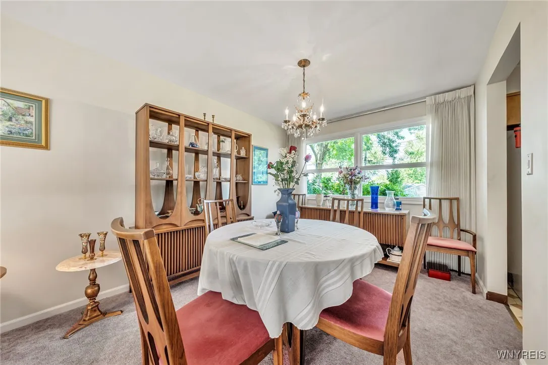 35 Glendale Drive, Tonawanda, New York 14051, Tonawanda, New York 14150, 3 Bedrooms Bedrooms, 7 Rooms Rooms,1 BathroomBathrooms,Residential,For Sale,35 Glendale Drive, Tonawanda, New York 14051,B1621781