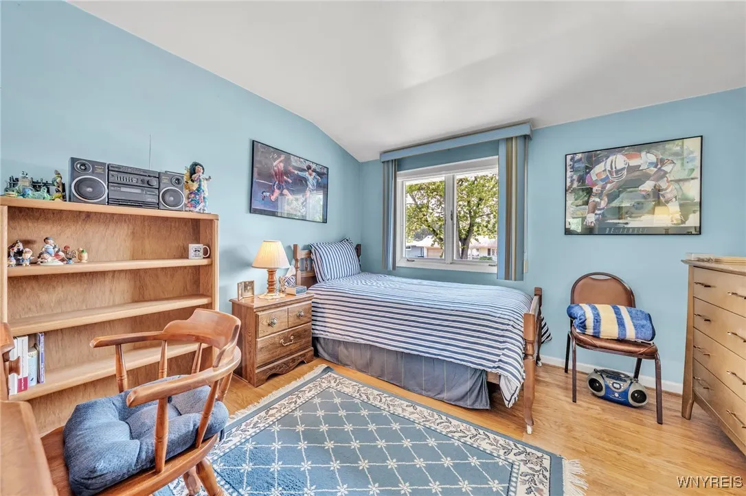 35 Glendale Drive, Tonawanda, New York 14051, Tonawanda, New York 14150, 3 Bedrooms Bedrooms, 7 Rooms Rooms,1 BathroomBathrooms,Residential,For Sale,35 Glendale Drive, Tonawanda, New York 14051,B1621781