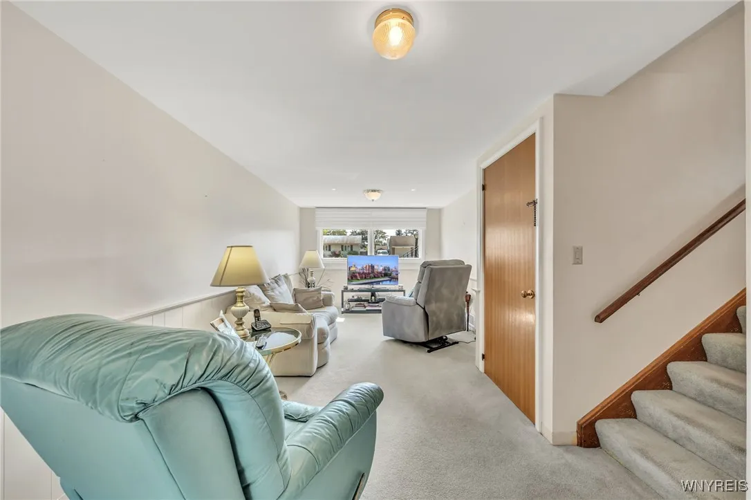 35 Glendale Drive, Tonawanda, New York 14051, Tonawanda, New York 14150, 3 Bedrooms Bedrooms, 7 Rooms Rooms,1 BathroomBathrooms,Residential,For Sale,35 Glendale Drive, Tonawanda, New York 14051,B1621781
