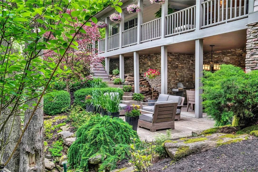134 Blaisdell, Bradford Town, Pennsylvania 16701, Bradford Town, Pennsylvania 16701, 5 Bedrooms Bedrooms, 12 Rooms Rooms,3 BathroomsBathrooms,Residential,For Sale,134 Blaisdell, Bradford Town, Pennsylvania 16701,R1621357