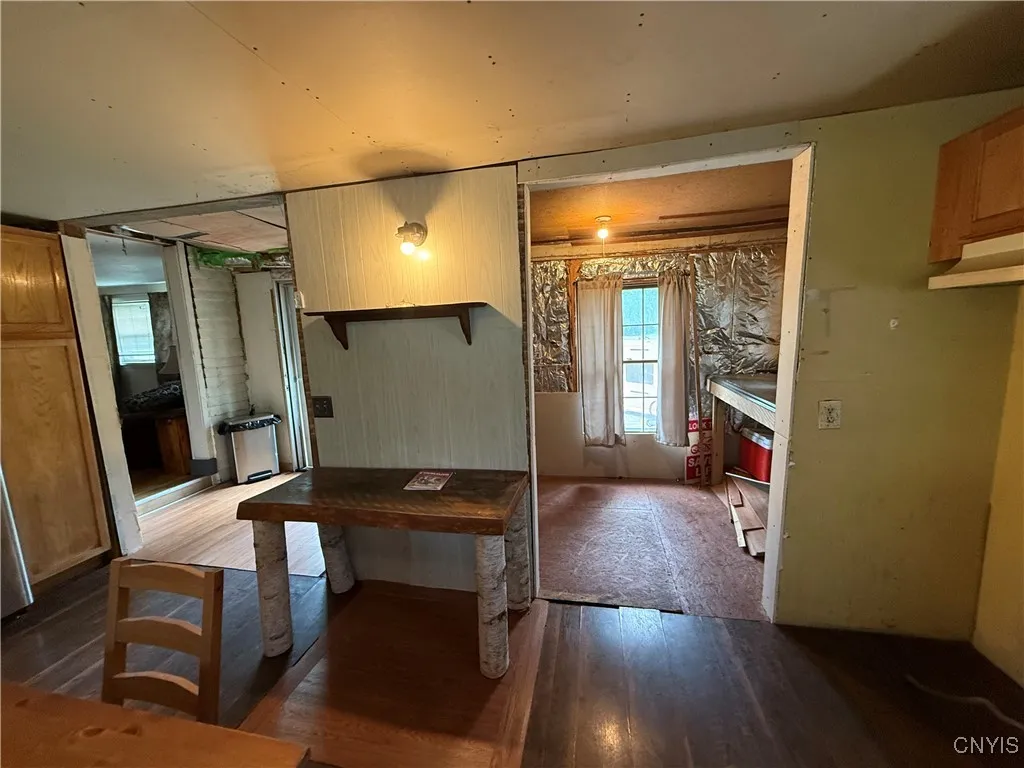352 South Real Street, Cape Vincent, New York 1361, Cape Vincent, New York 13618, 5 Bedrooms Bedrooms, 10 Rooms Rooms,2 BathroomsBathrooms,Residential,For Sale,352 South Real Street, Cape Vincent, New York 1361,S1620588