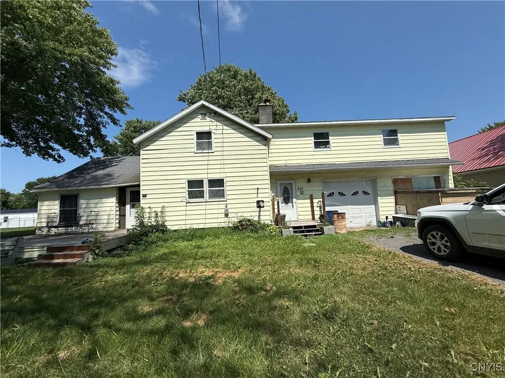 352 South Real Street, Cape Vincent, New York 1361, Cape Vincent, New York 13618, 5 Bedrooms Bedrooms, 10 Rooms Rooms,2 BathroomsBathrooms,Residential,For Sale,352 South Real Street, Cape Vincent, New York 1361,S1620588