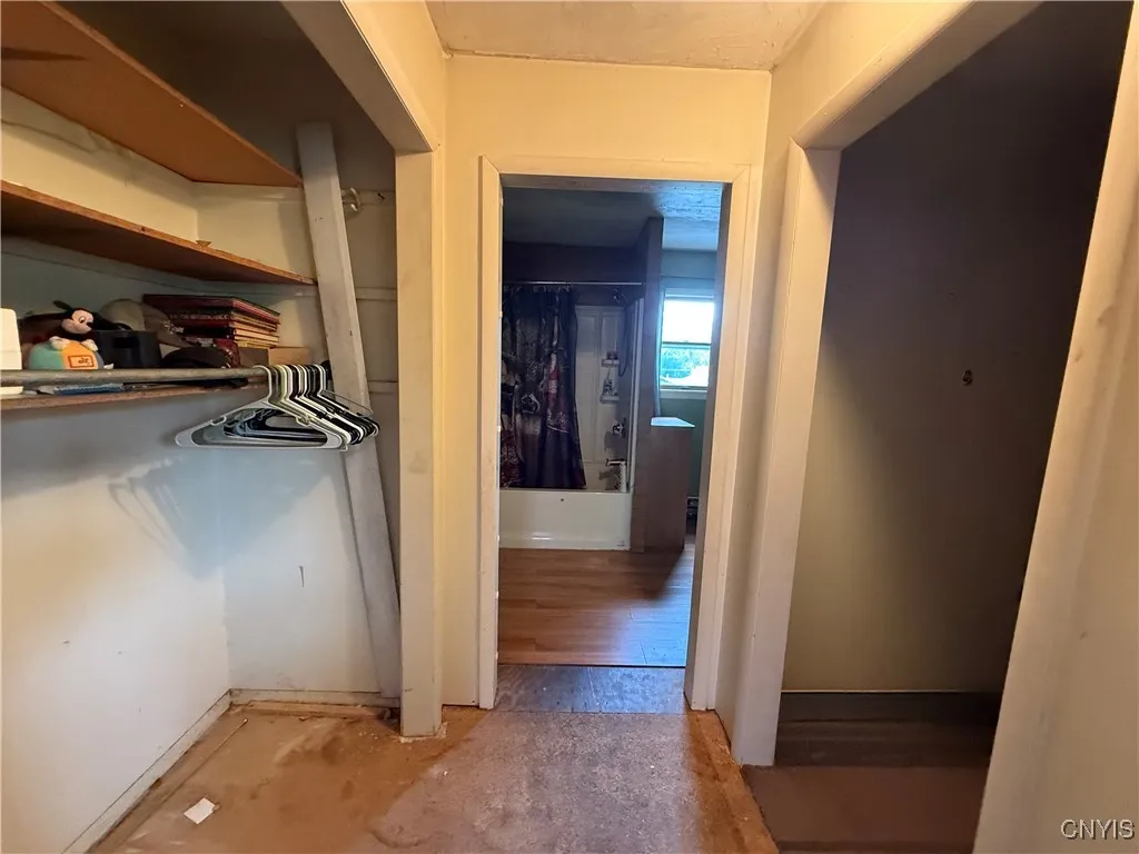 352 South Real Street, Cape Vincent, New York 1361, Cape Vincent, New York 13618, 5 Bedrooms Bedrooms, 10 Rooms Rooms,2 BathroomsBathrooms,Residential,For Sale,352 South Real Street, Cape Vincent, New York 1361,S1620588