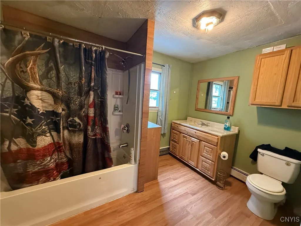 352 South Real Street, Cape Vincent, New York 1361, Cape Vincent, New York 13618, 5 Bedrooms Bedrooms, 10 Rooms Rooms,2 BathroomsBathrooms,Residential,For Sale,352 South Real Street, Cape Vincent, New York 1361,S1620588