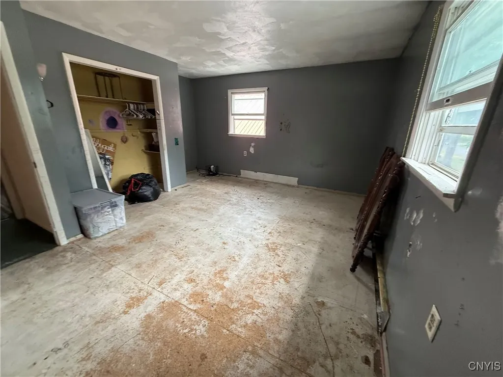 352 South Real Street, Cape Vincent, New York 1361, Cape Vincent, New York 13618, 5 Bedrooms Bedrooms, 10 Rooms Rooms,2 BathroomsBathrooms,Residential,For Sale,352 South Real Street, Cape Vincent, New York 1361,S1620588