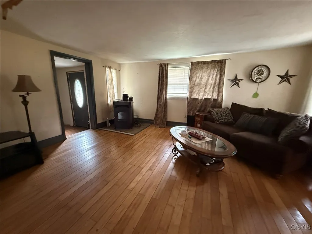 352 South Real Street, Cape Vincent, New York 1361, Cape Vincent, New York 13618, 5 Bedrooms Bedrooms, 10 Rooms Rooms,2 BathroomsBathrooms,Residential,For Sale,352 South Real Street, Cape Vincent, New York 1361,S1620588