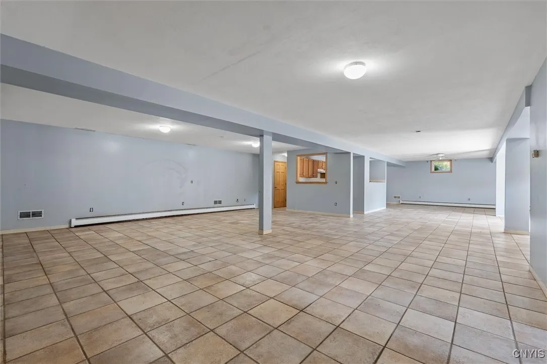 6924 Todd Way, Salina, New York 13088, Salina, New York 13088, 4 Bedrooms Bedrooms, 11 Rooms Rooms,3 BathroomsBathrooms,Residential,For Sale,6924 Todd Way, Salina, New York 13088,S1619965