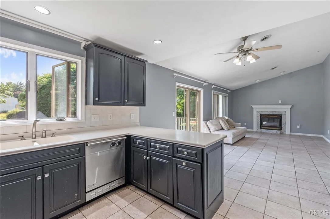 6924 Todd Way, Salina, New York 13088, Salina, New York 13088, 4 Bedrooms Bedrooms, 11 Rooms Rooms,3 BathroomsBathrooms,Residential,For Sale,6924 Todd Way, Salina, New York 13088,S1619965
