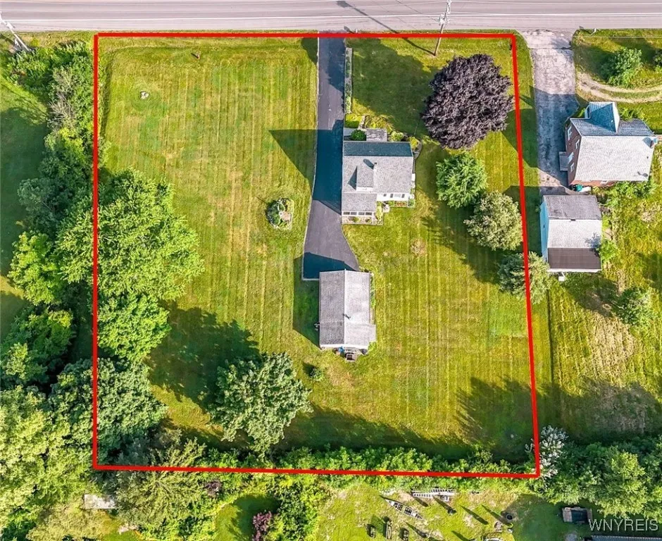 1030 Saunders Sett Road, Lewiston, New York 14305, Lewiston, New York 14305, 3 Bedrooms Bedrooms, 5 Rooms Rooms,1 BathroomBathrooms,Residential,For Sale,1030 Saunders Sett Road, Lewiston, New York 14305,B1619714