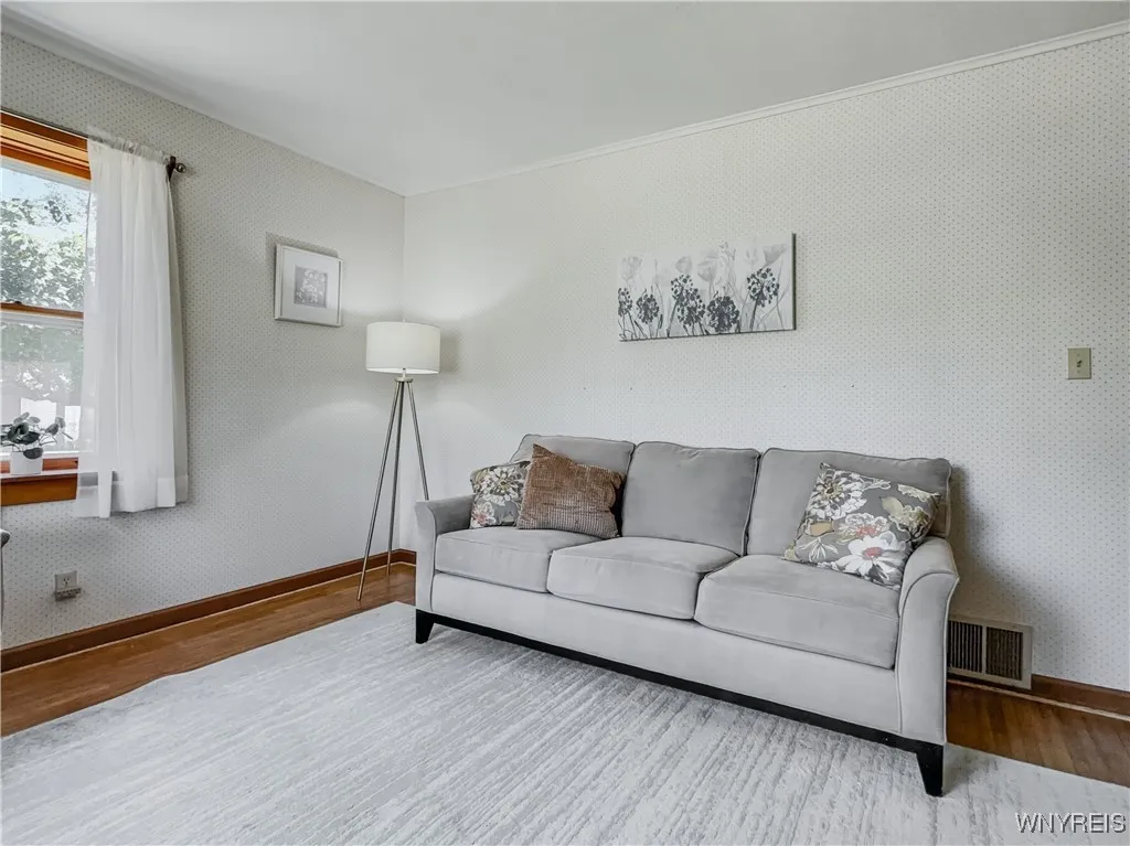 1030 Saunders Sett Road, Lewiston, New York 14305, Lewiston, New York 14305, 3 Bedrooms Bedrooms, 5 Rooms Rooms,1 BathroomBathrooms,Residential,For Sale,1030 Saunders Sett Road, Lewiston, New York 14305,B1619714
