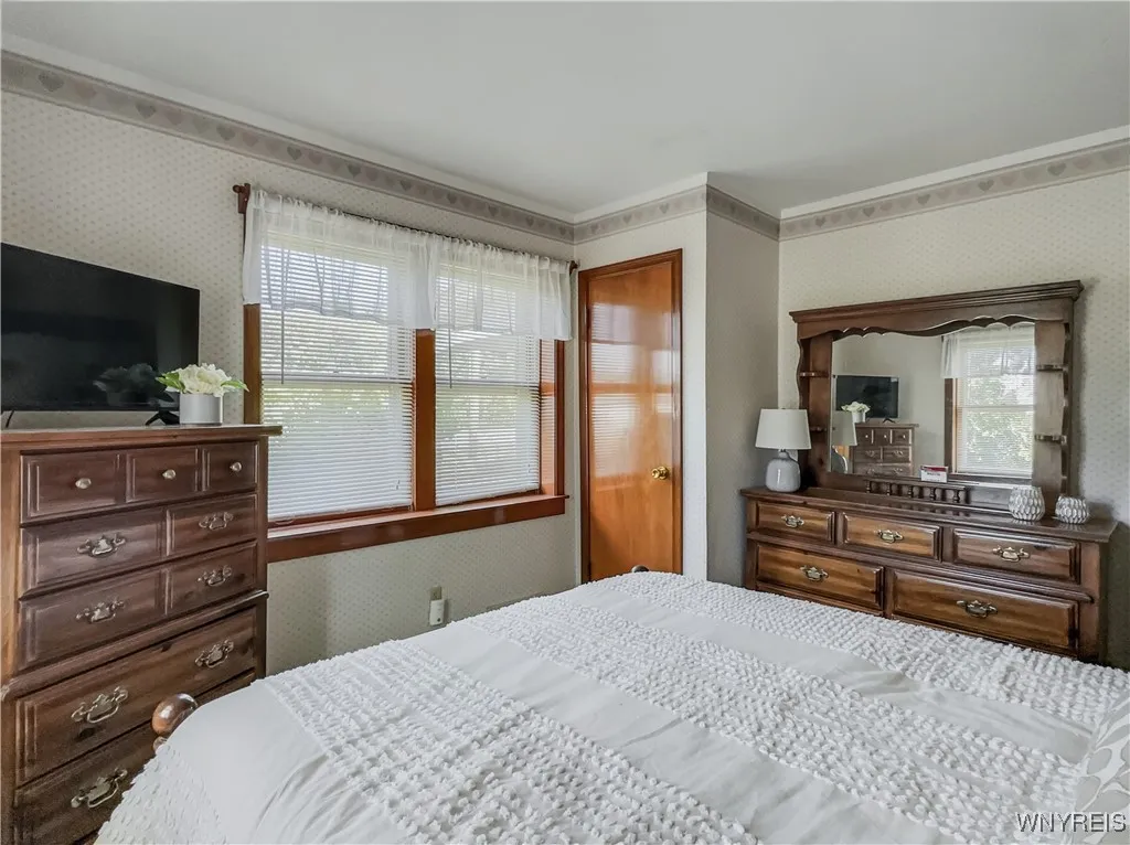 1030 Saunders Sett Road, Lewiston, New York 14305, Lewiston, New York 14305, 3 Bedrooms Bedrooms, 5 Rooms Rooms,1 BathroomBathrooms,Residential,For Sale,1030 Saunders Sett Road, Lewiston, New York 14305,B1619714