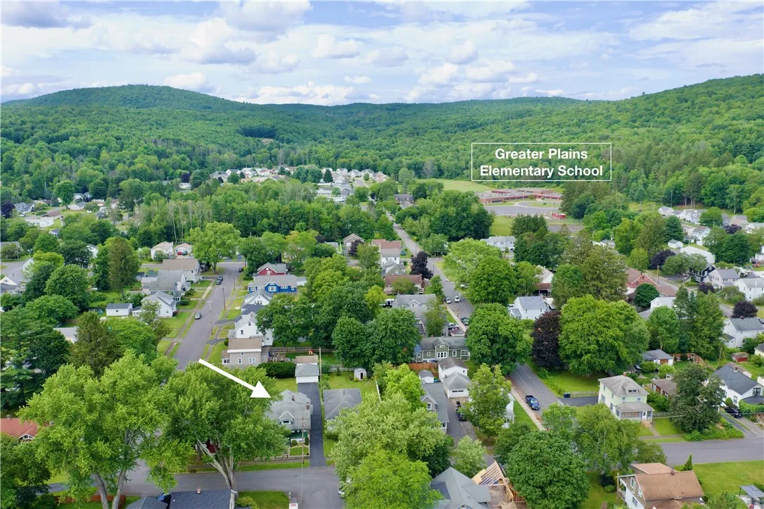 18 Madison Avenue, Oneonta, New York 13820, Oneonta, New York 13820, 3 Bedrooms Bedrooms, 7 Rooms Rooms,1 BathroomBathrooms,Residential,For Sale,18 Madison Avenue, Oneonta, New York 13820,R1621146
