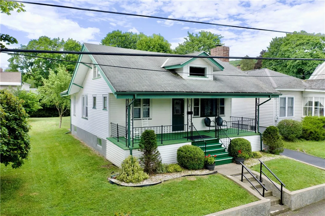 18 Madison Avenue, Oneonta, New York 13820, Oneonta, New York 13820, 3 Bedrooms Bedrooms, 7 Rooms Rooms,1 BathroomBathrooms,Residential,For Sale,18 Madison Avenue, Oneonta, New York 13820,R1621146