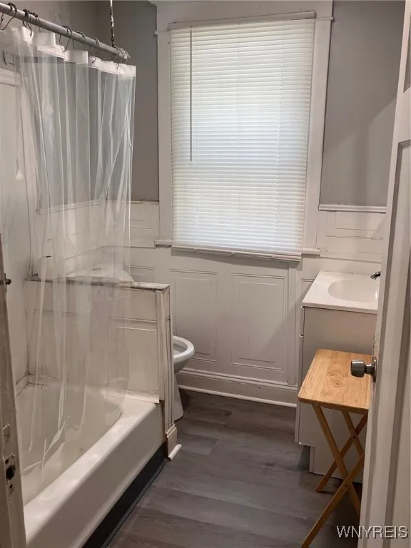 130 Lisbon Avenue, Buffalo, New York 14214, Buffalo, New York 14214, 8 Bedrooms Bedrooms, ,2 BathroomsBathrooms,Residential,For Sale,130 Lisbon Avenue, Buffalo, New York 14214,B1621007