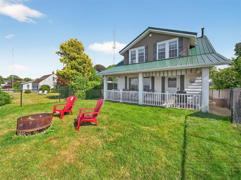 5631 West Bluff, Newfane, New York 14126, Newfane, New York 14126, 3 Bedrooms Bedrooms, 6 Rooms Rooms,1 BathroomBathrooms,Residential,For Sale,5631 West Bluff, Newfane, New York 14126,R1620139
