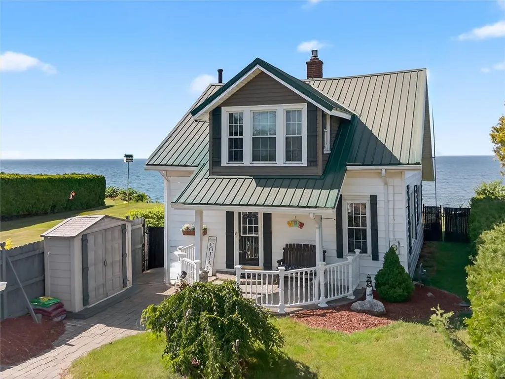 5631 West Bluff, Newfane, New York 14126, Newfane, New York 14126, 3 Bedrooms Bedrooms, 6 Rooms Rooms,1 BathroomBathrooms,Residential,For Sale,5631 West Bluff, Newfane, New York 14126,R1620139