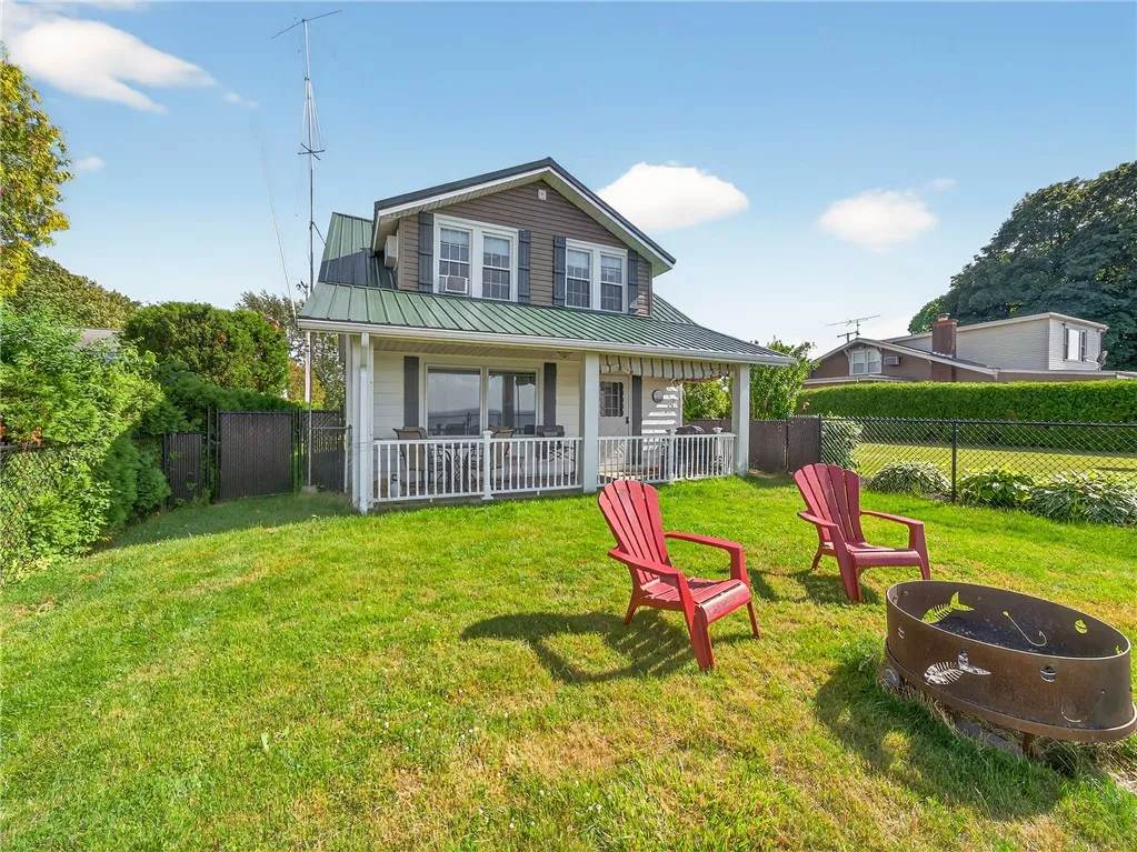 5631 West Bluff, Newfane, New York 14126, Newfane, New York 14126, 3 Bedrooms Bedrooms, 6 Rooms Rooms,1 BathroomBathrooms,Residential,For Sale,5631 West Bluff, Newfane, New York 14126,R1620139