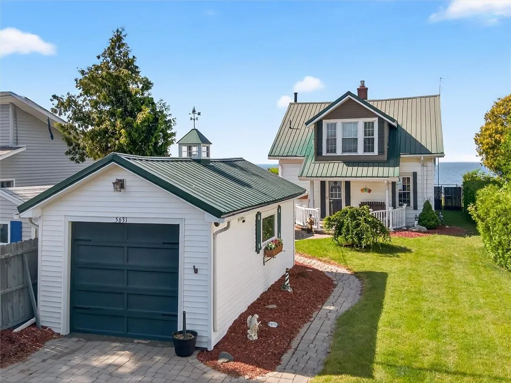 5631 West Bluff, Newfane, New York 14126, Newfane, New York 14126, 3 Bedrooms Bedrooms, 6 Rooms Rooms,1 BathroomBathrooms,Residential,For Sale,5631 West Bluff, Newfane, New York 14126,R1620139