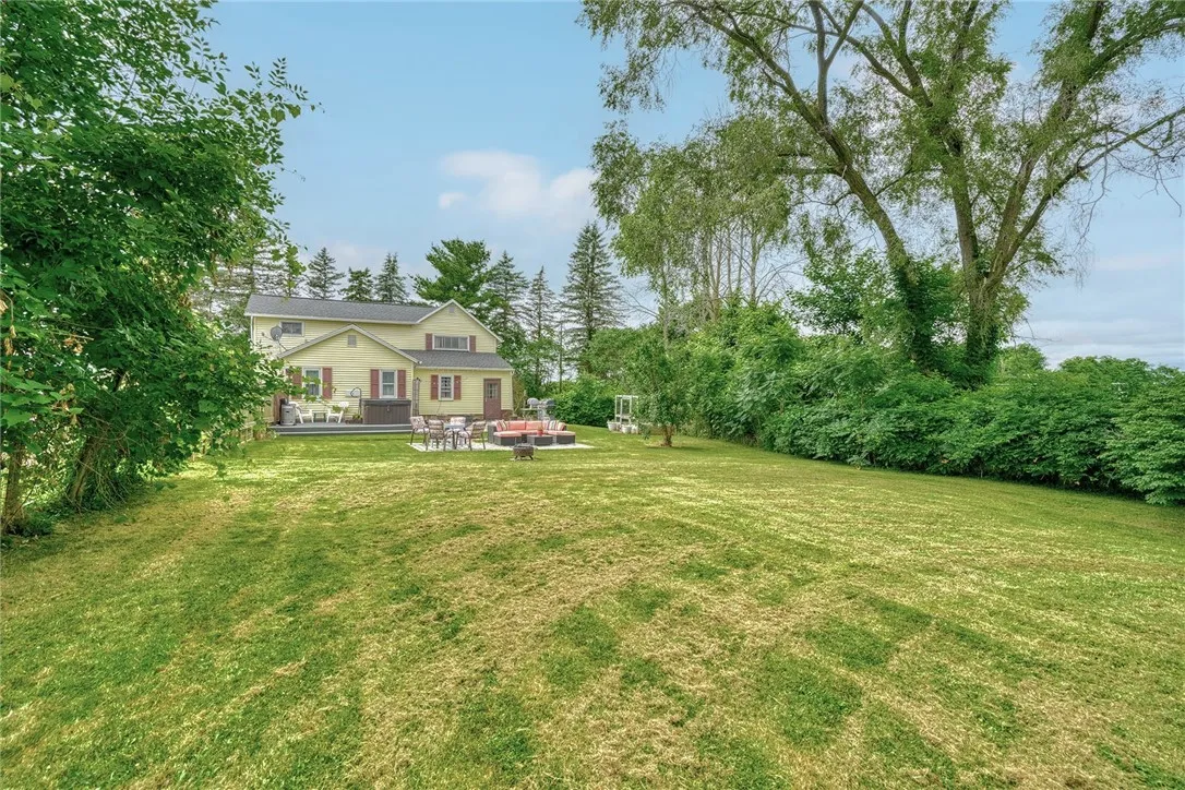 3684 Ontario Center Road, Walworth, New York 14568, Walworth, New York 14568, 3 Bedrooms Bedrooms, 8 Rooms Rooms,1 BathroomBathrooms,Residential,For Sale,3684 Ontario Center Road, Walworth, New York 14568,R1620071