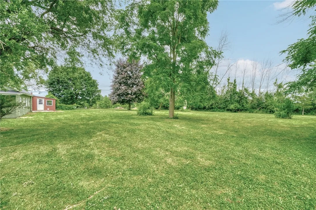 3684 Ontario Center Road, Walworth, New York 14568, Walworth, New York 14568, 3 Bedrooms Bedrooms, 8 Rooms Rooms,1 BathroomBathrooms,Residential,For Sale,3684 Ontario Center Road, Walworth, New York 14568,R1620071