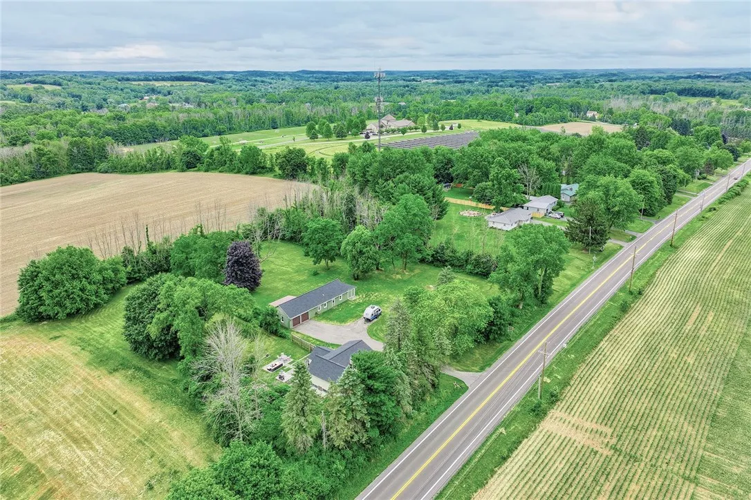3684 Ontario Center Road, Walworth, New York 14568, Walworth, New York 14568, 3 Bedrooms Bedrooms, 8 Rooms Rooms,1 BathroomBathrooms,Residential,For Sale,3684 Ontario Center Road, Walworth, New York 14568,R1620071