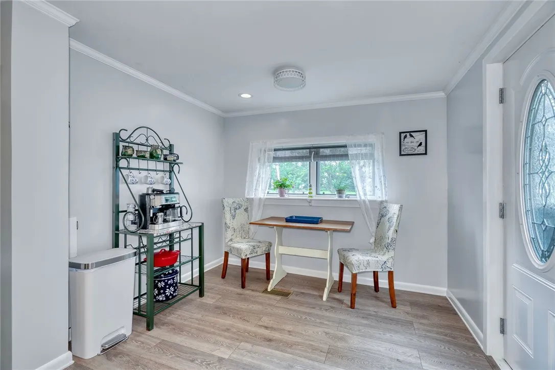 Eat-in kitchen.