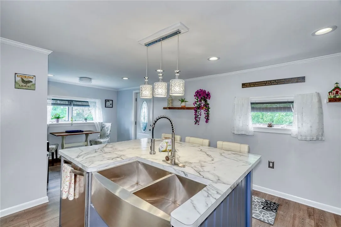 3684 Ontario Center Road, Walworth, New York 14568, Walworth, New York 14568, 3 Bedrooms Bedrooms, 8 Rooms Rooms,1 BathroomBathrooms,Residential,For Sale,3684 Ontario Center Road, Walworth, New York 14568,R1620071