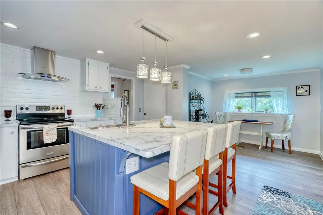 Nicely updated kitchen with plenty of cabinet space.