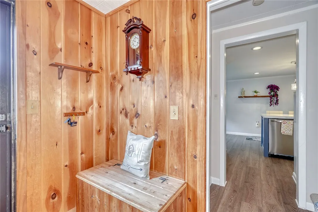 Side entry foyer.