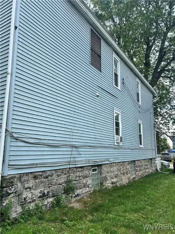23 Archer Avenue, Buffalo, New York 14210, Buffalo, New York 14210, 5 Bedrooms Bedrooms, ,2 BathroomsBathrooms,Residential,For Sale,23 Archer Avenue, Buffalo, New York 14210,B1621595