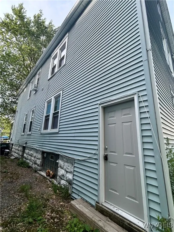 23 Archer Avenue, Buffalo, New York 14210, Buffalo, New York 14210, 5 Bedrooms Bedrooms, ,2 BathroomsBathrooms,Residential,For Sale,23 Archer Avenue, Buffalo, New York 14210,B1621595