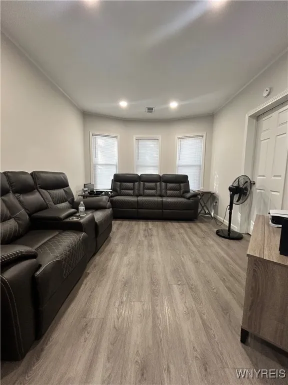 23 Archer Avenue, Buffalo, New York 14210, Buffalo, New York 14210, 5 Bedrooms Bedrooms, ,2 BathroomsBathrooms,Residential,For Sale,23 Archer Avenue, Buffalo, New York 14210,B1621595