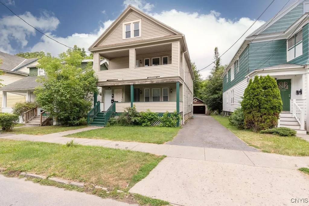 342 West Newell Street, Syracuse, New York 13205, Syracuse, New York 13205, 4 Bedrooms Bedrooms, ,2 BathroomsBathrooms,Residential,For Sale,342 West Newell Street, Syracuse, New York 13205,S1620468