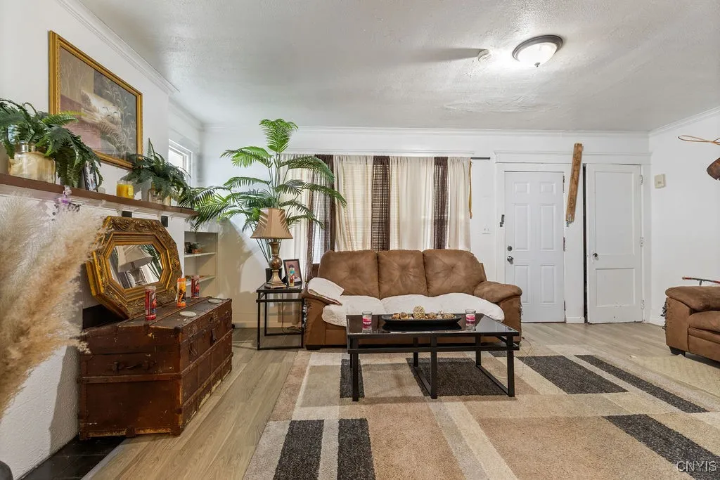 342 West Newell Street, Syracuse, New York 13205, Syracuse, New York 13205, 4 Bedrooms Bedrooms, ,2 BathroomsBathrooms,Residential,For Sale,342 West Newell Street, Syracuse, New York 13205,S1620468
