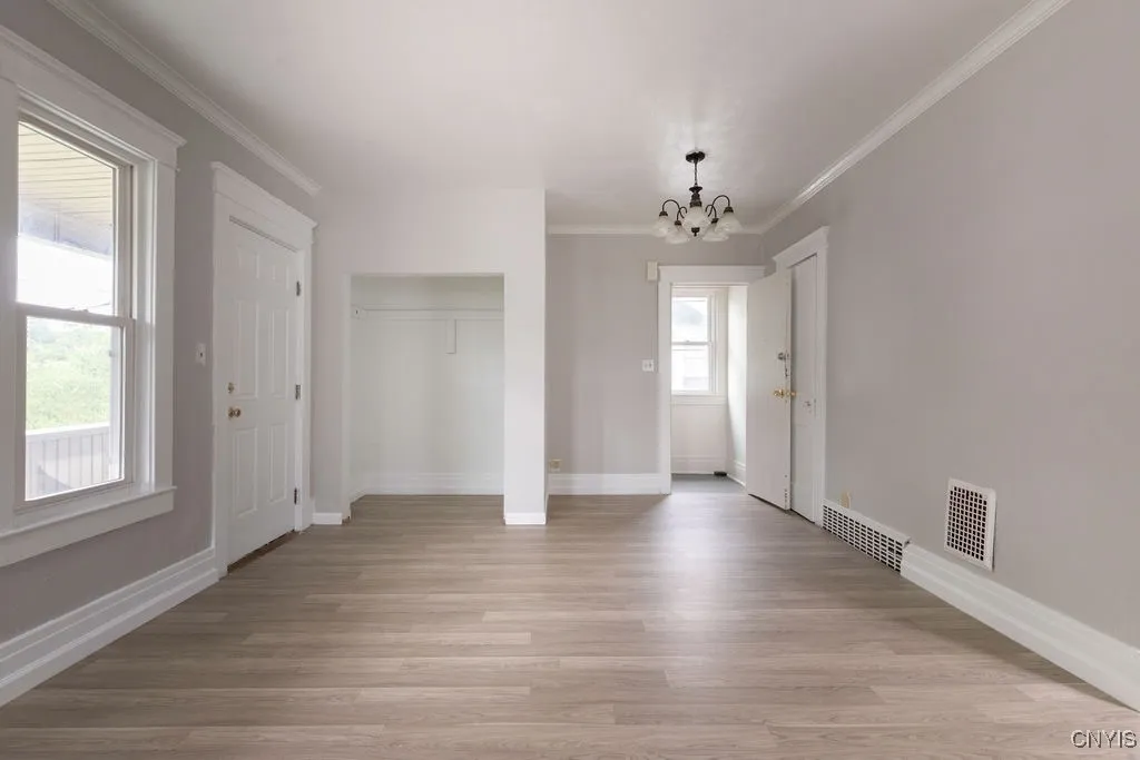 342 West Newell Street, Syracuse, New York 13205, Syracuse, New York 13205, 4 Bedrooms Bedrooms, ,2 BathroomsBathrooms,Residential,For Sale,342 West Newell Street, Syracuse, New York 13205,S1620468
