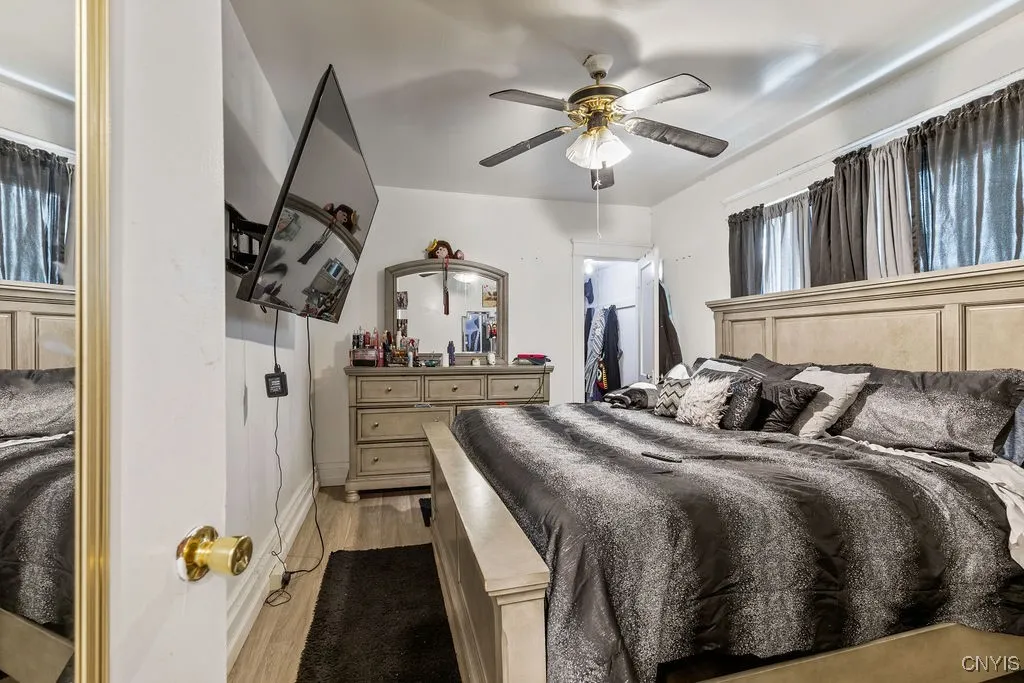 342 West Newell Street, Syracuse, New York 13205, Syracuse, New York 13205, 4 Bedrooms Bedrooms, ,2 BathroomsBathrooms,Residential,For Sale,342 West Newell Street, Syracuse, New York 13205,S1620468